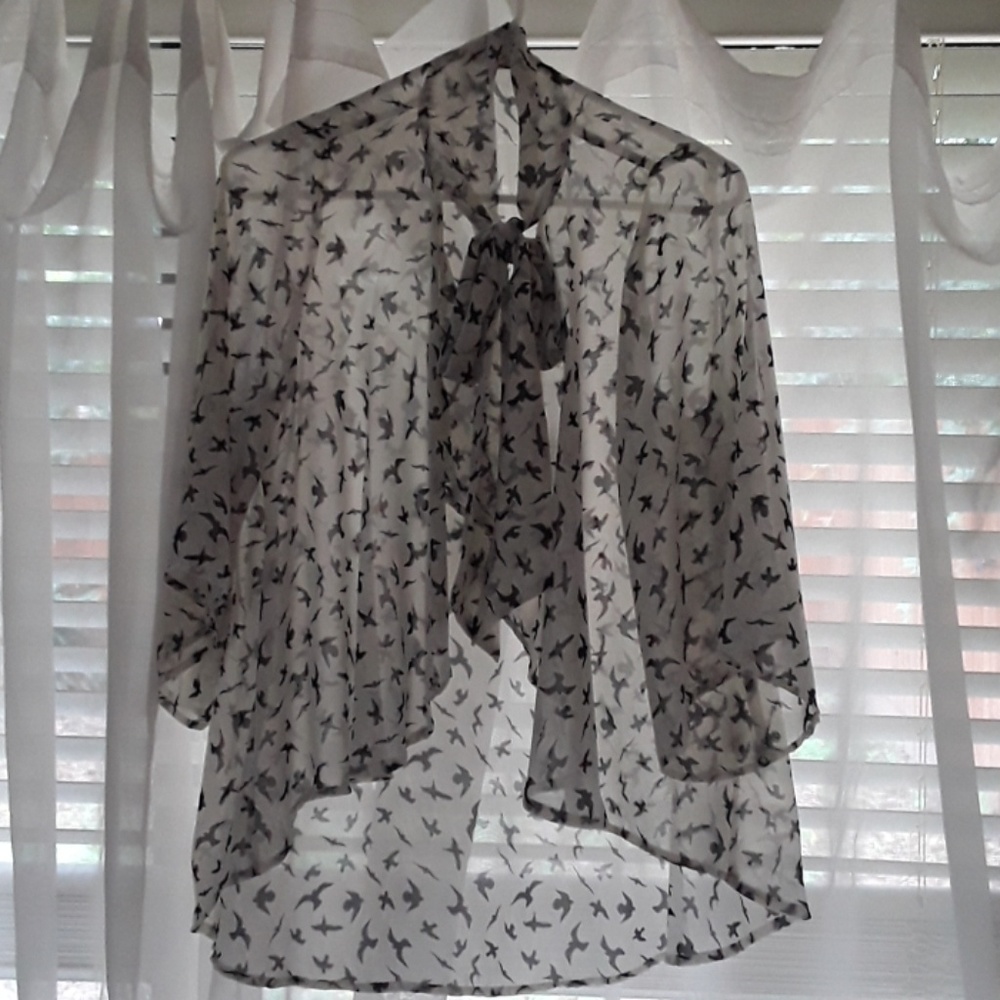 Audrey blouse, flyaway, prissy bow